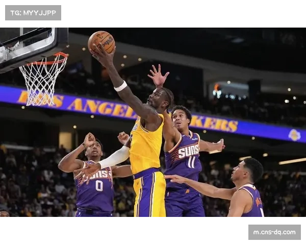 湖人三节火力全开得分狂飙接近首战全场展现惊人进攻效率